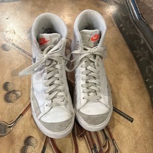 Nike Blazer mid multi swoosh 7 youth